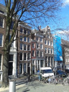 In the middle is the world's skinniest house